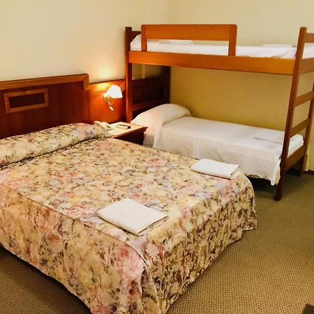 Hotel San Isidro เซากาเบรียล ภายนอก รูปภาพ