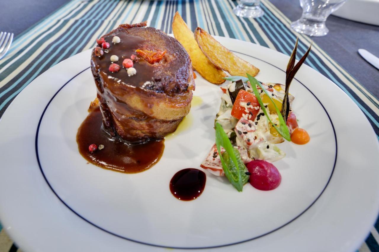 Hotel San Isidro เซากาเบรียล ภายนอก รูปภาพ