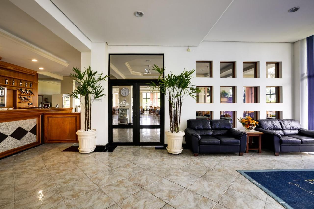 Hotel San Isidro เซากาเบรียล ภายนอก รูปภาพ