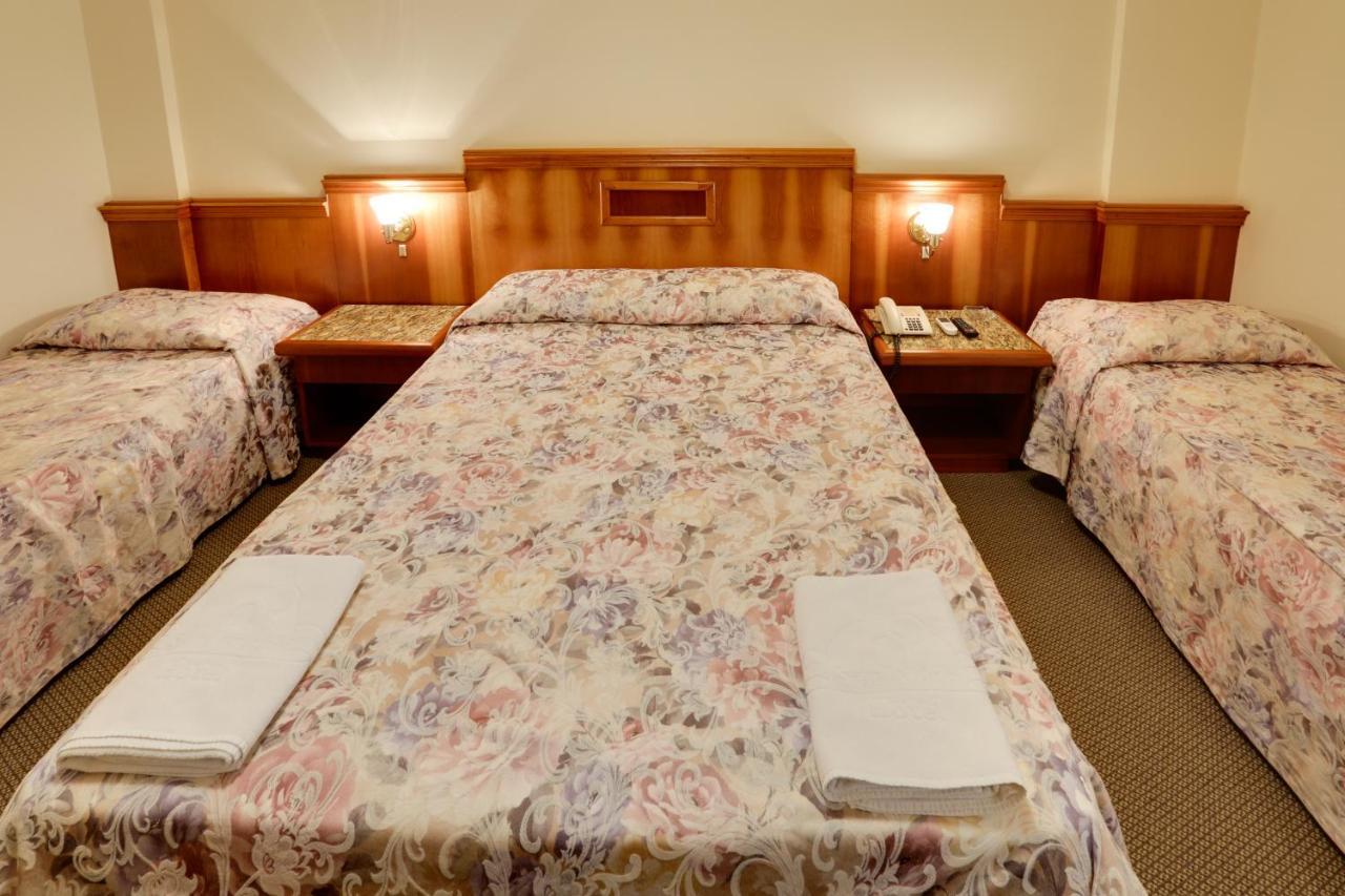 Hotel San Isidro เซากาเบรียล ภายนอก รูปภาพ